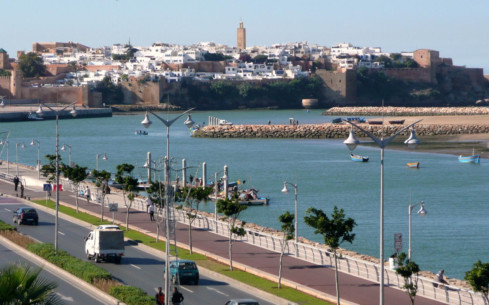 المغرب يواجه عاصفة شتوية: تحذيرات من أمطار غزيرة وثلوج ورياح قوية