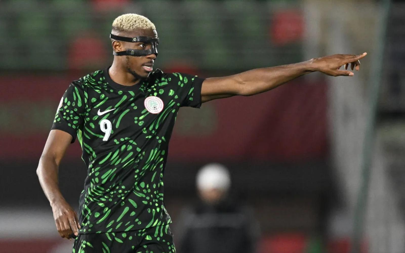 مشهد غضب أوسيمهن يثير الجدل رغم تأهل نيجيريا لربع نهائي كأس أمم أفريقيا