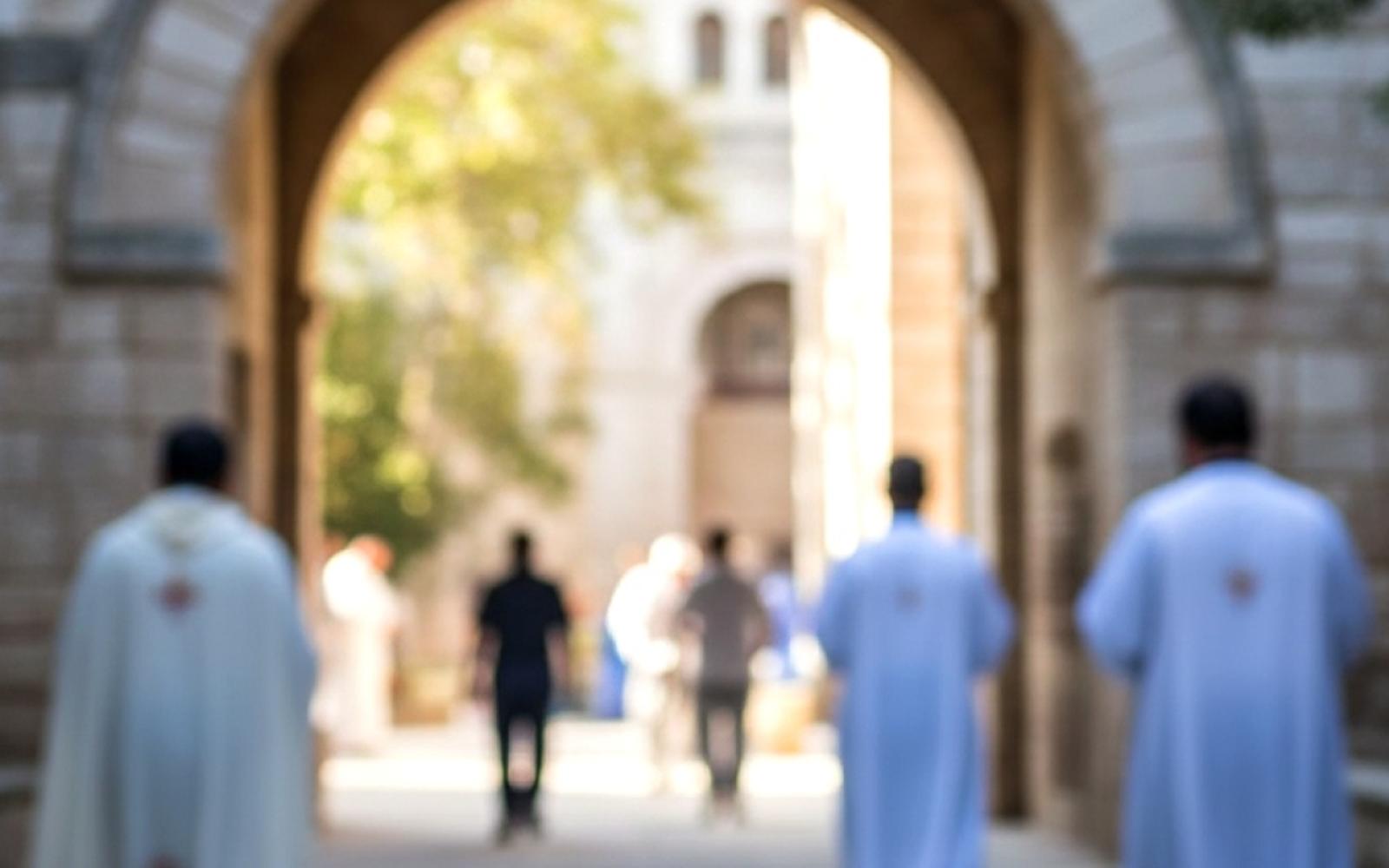 فعاليات دينية تنطلق بالبسملة: تأكيد على التوكل الإلهي وطلب البركة في مستهل الأعمال