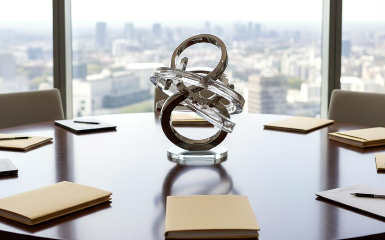 اختتام جولة مفاوضات سورية-إسرائيلية جديدة في باريس برعاية أمريكية وسط تكتم رسمي