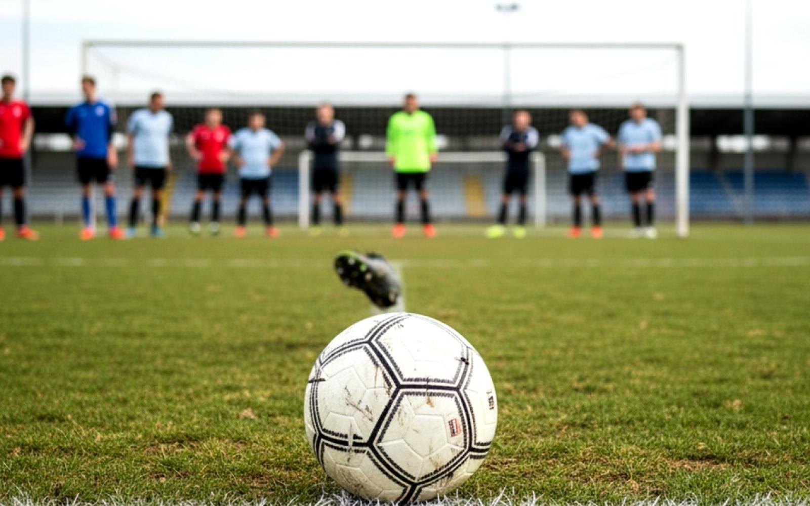 ركلة جزاء متأخرة تنقذ نوتنغهام فورست من منطقة الخطر على حساب وست هام