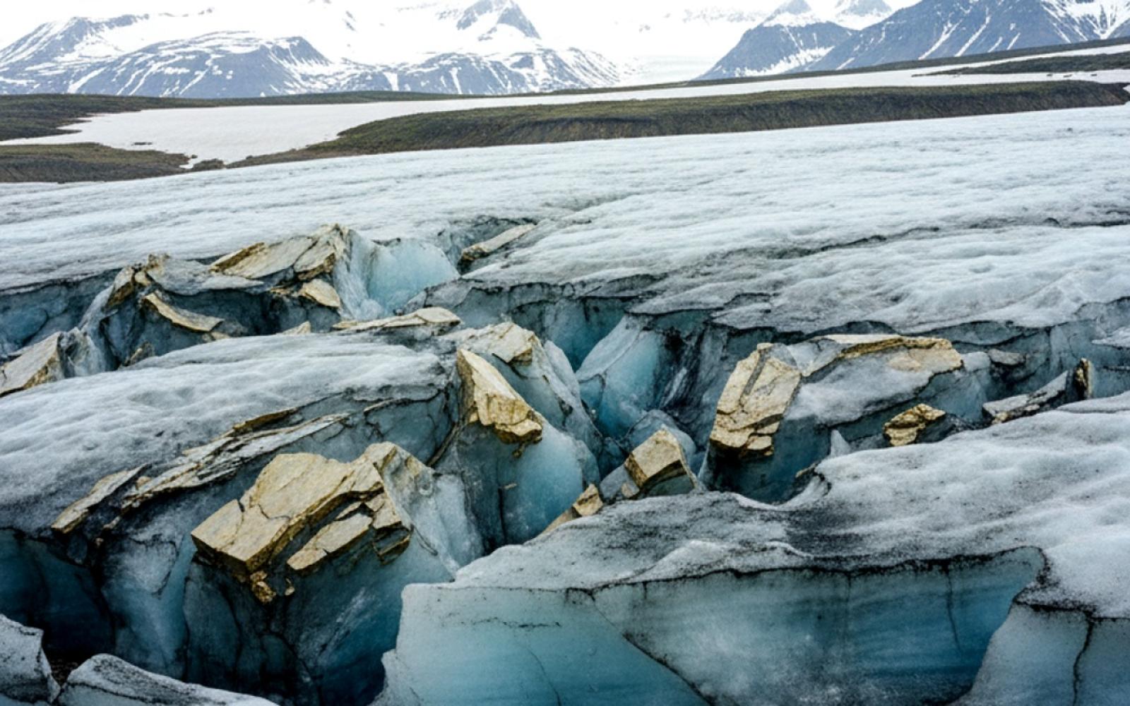 كنوز غرينلاند المخفية: المعادن النادرة بين الطموح الدولي وصعوبات الاستخراج والتكلفة