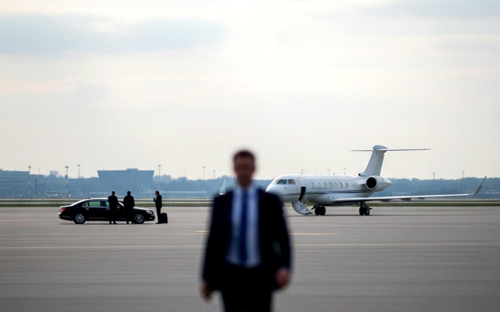 زيارة عراقجي لبيروت: مساعٍ إيرانية لتعزيز العلاقات في ظل محاولات لبنانية للنأي بالنفس