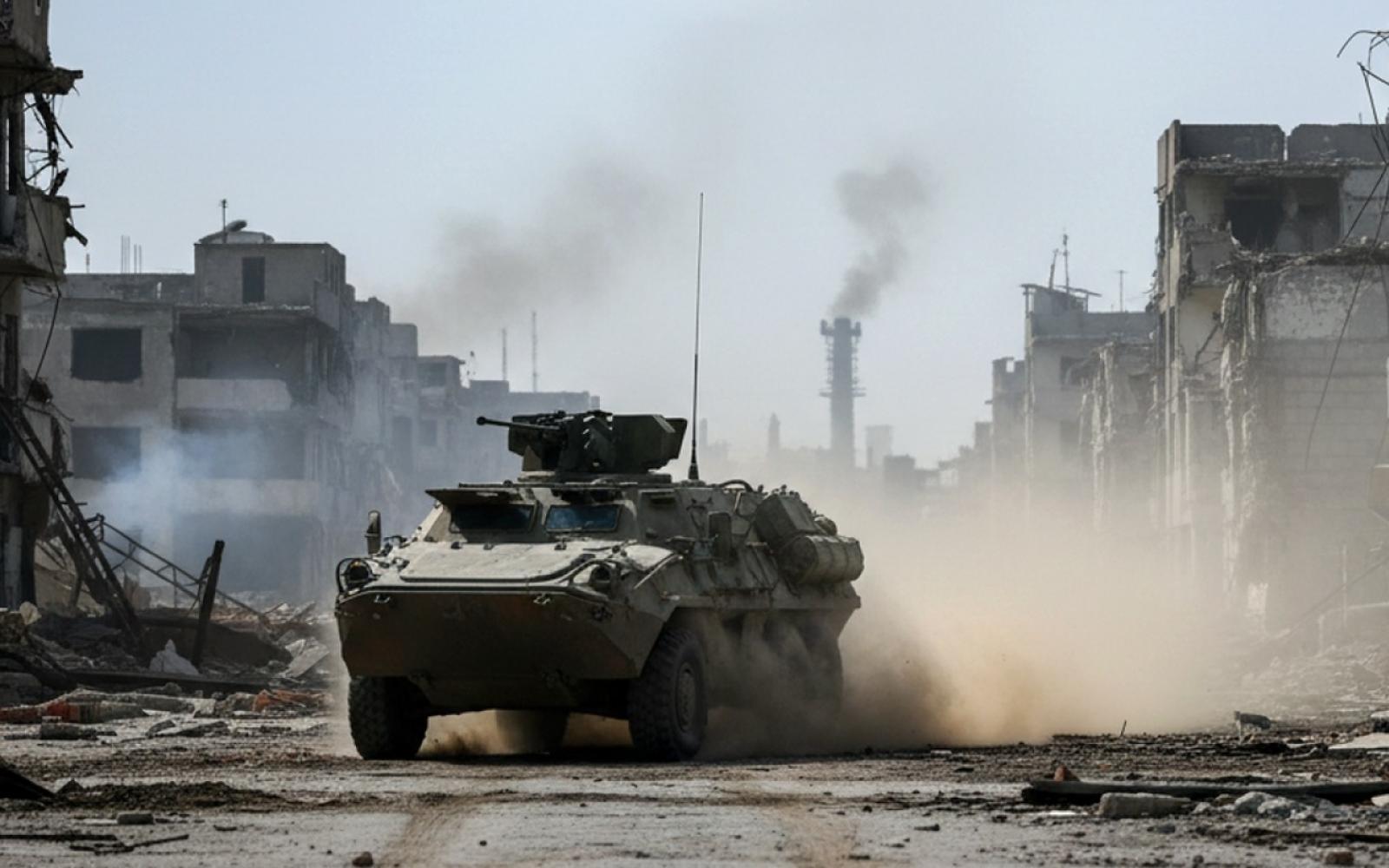 تجدد المعارك في حلب: الجيش السوري يشن عملية ضد قسد ونزوح عشرة آلاف مدني