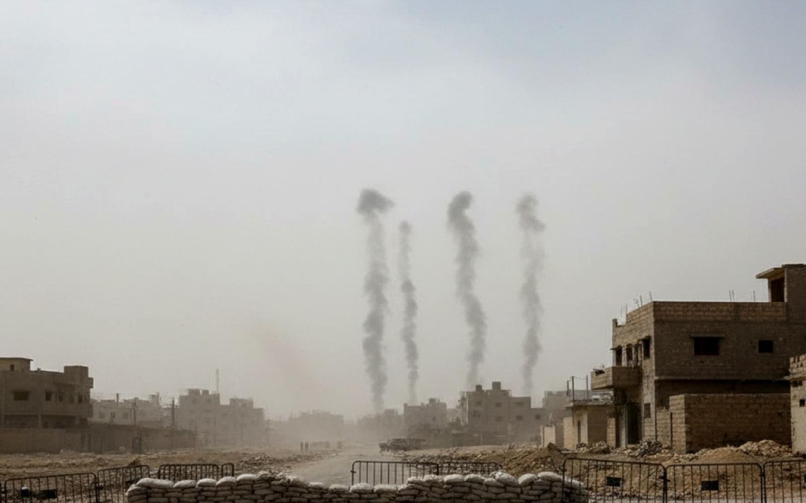 انفجارات تهز الحسكة وحظر تجول شامل يفرض على حيين بحلب شمالي سوريا