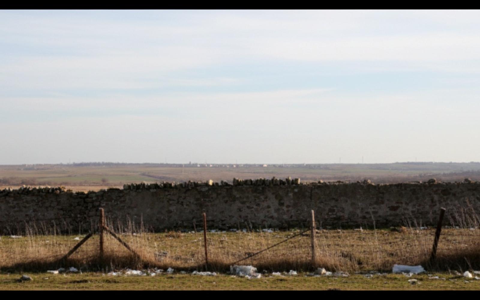 مستوطنون يهاجمون فلسطينيين ويحرقون مركبات قرب نابلس في تصعيد خطير للاعتداءات