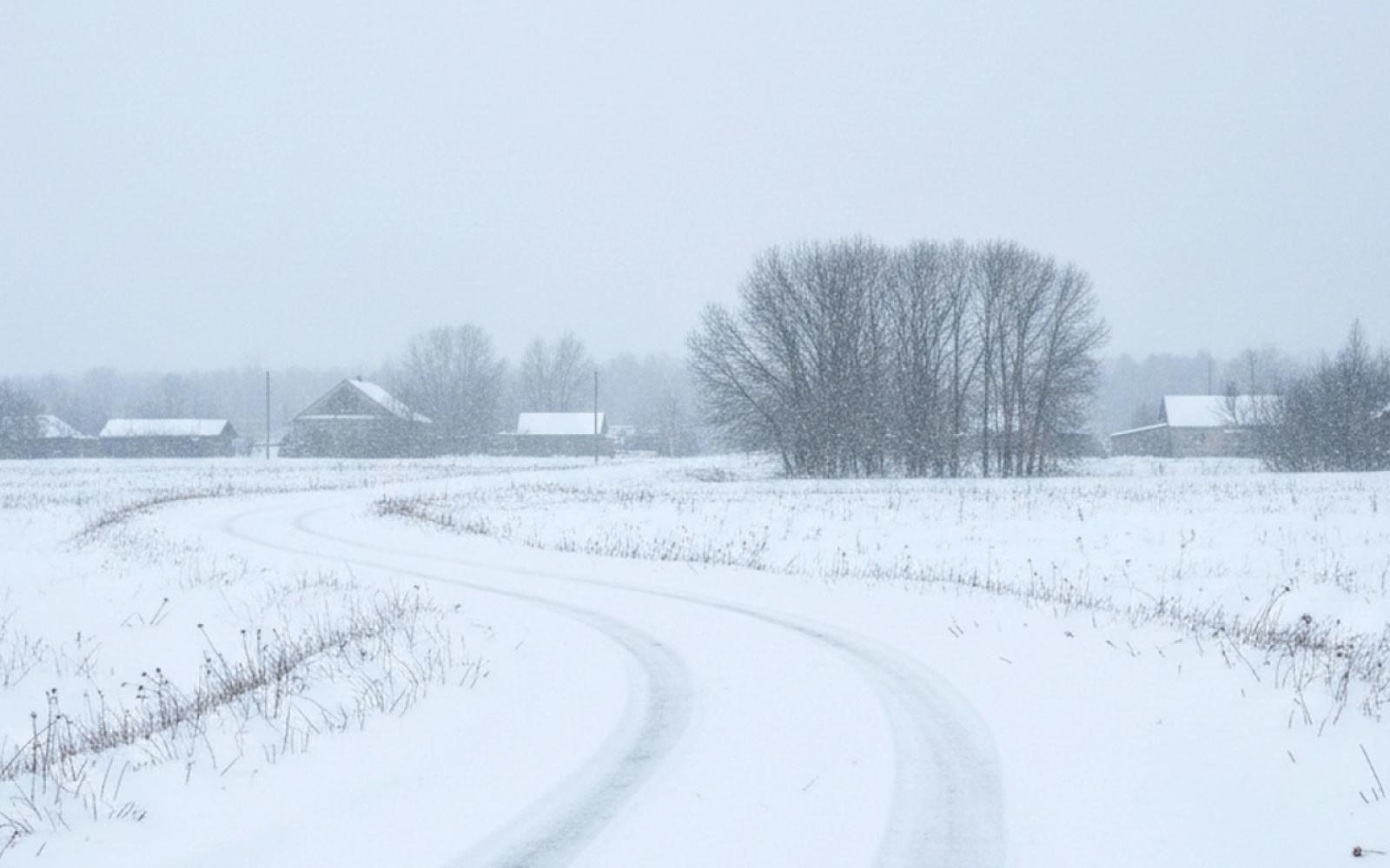 الشتاء القاتل يفتك بسكان غزة: ملايين النازحين يواجهون الموت البارد في العراء