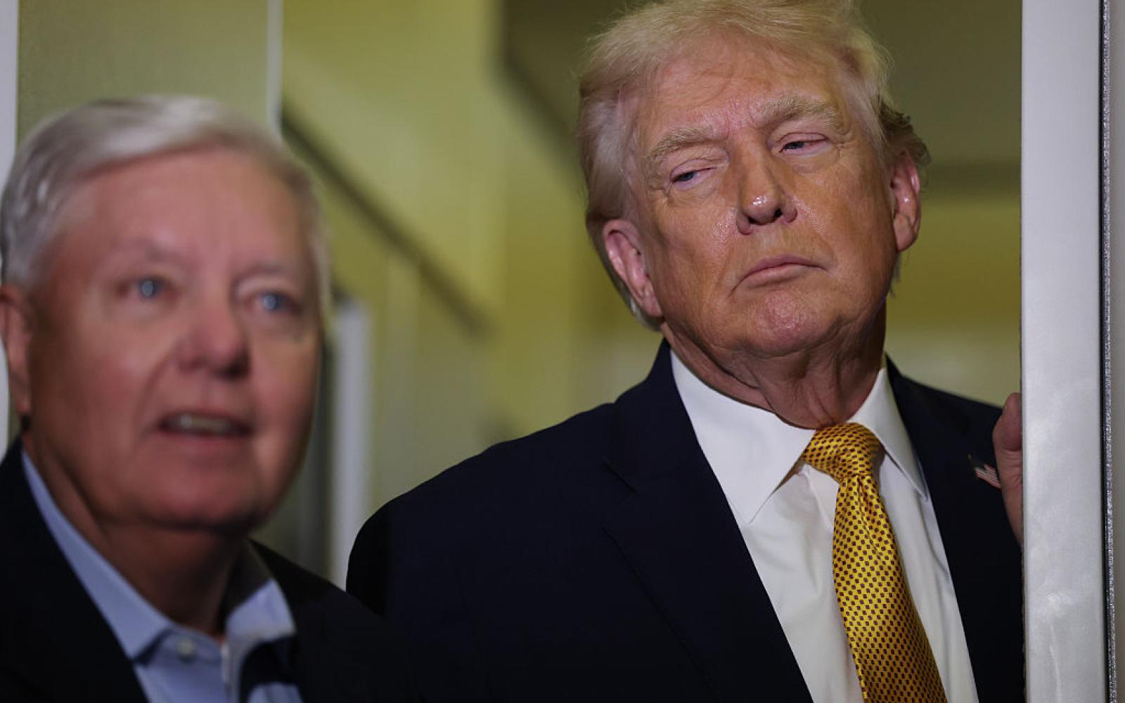 ترامب يعطي الضوء الأخضر لتشديد العقوبات الروسية بهدف وقف صادرات النفط لشركائها