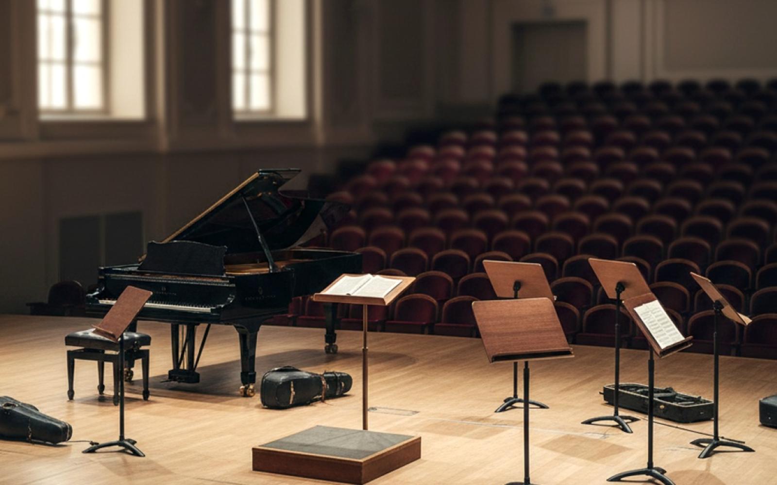 رحيل جميل عازر: وداع أسطورة الإعلام العربي ومؤسس فكرة "الرأي والرأي الآخر" في الجزيرة