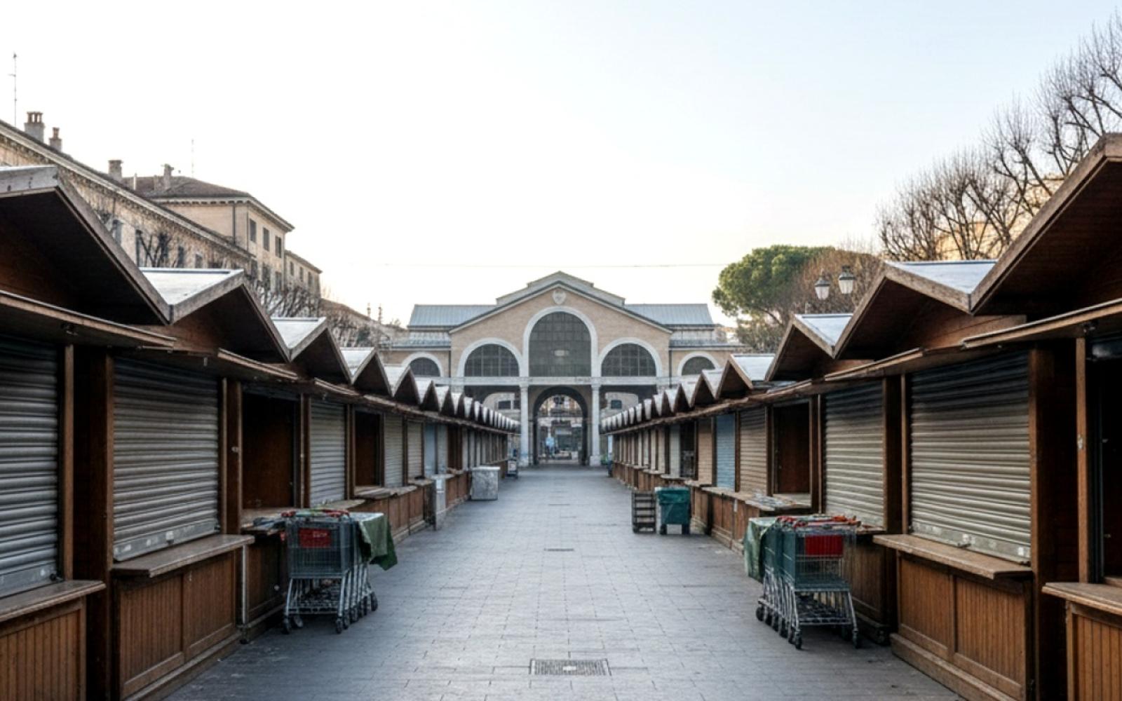 إضرابات الأسواق تتسع واحتجاجات ليلية تجتاح مدن إيران الكبرى وسط أزمة معيشية