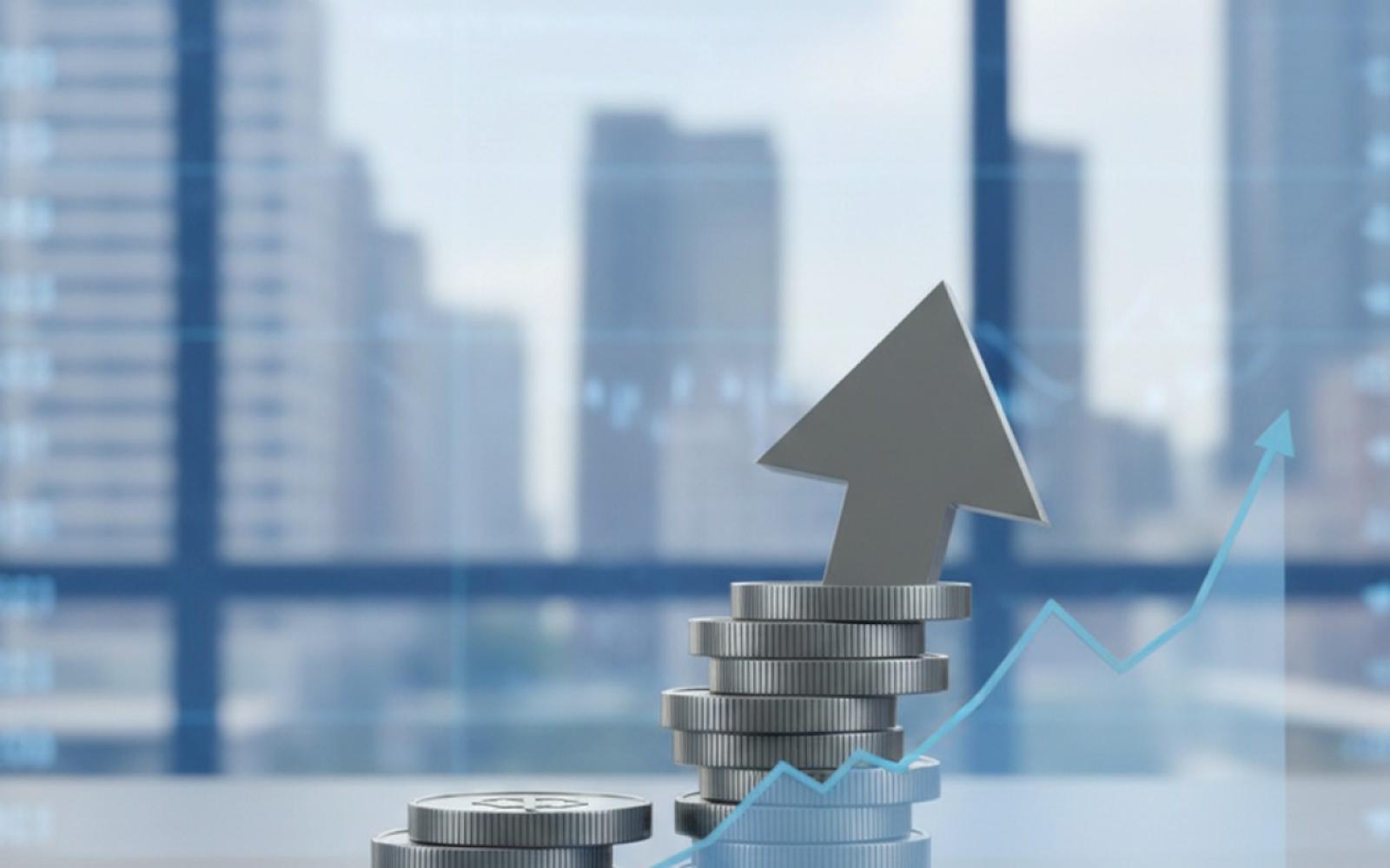 ارتفاع الدولار مستمر وسط ترقب حاسم لتقرير الوظائف وقرار المحكمة الأميركية