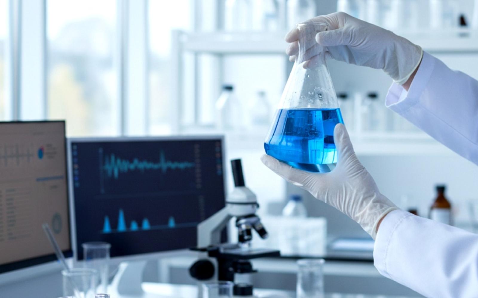 دراسات تحذر: كوفيد-19 يرفع خطر الإصابة بألزهايمر والعلاقة تبادلية معقدة