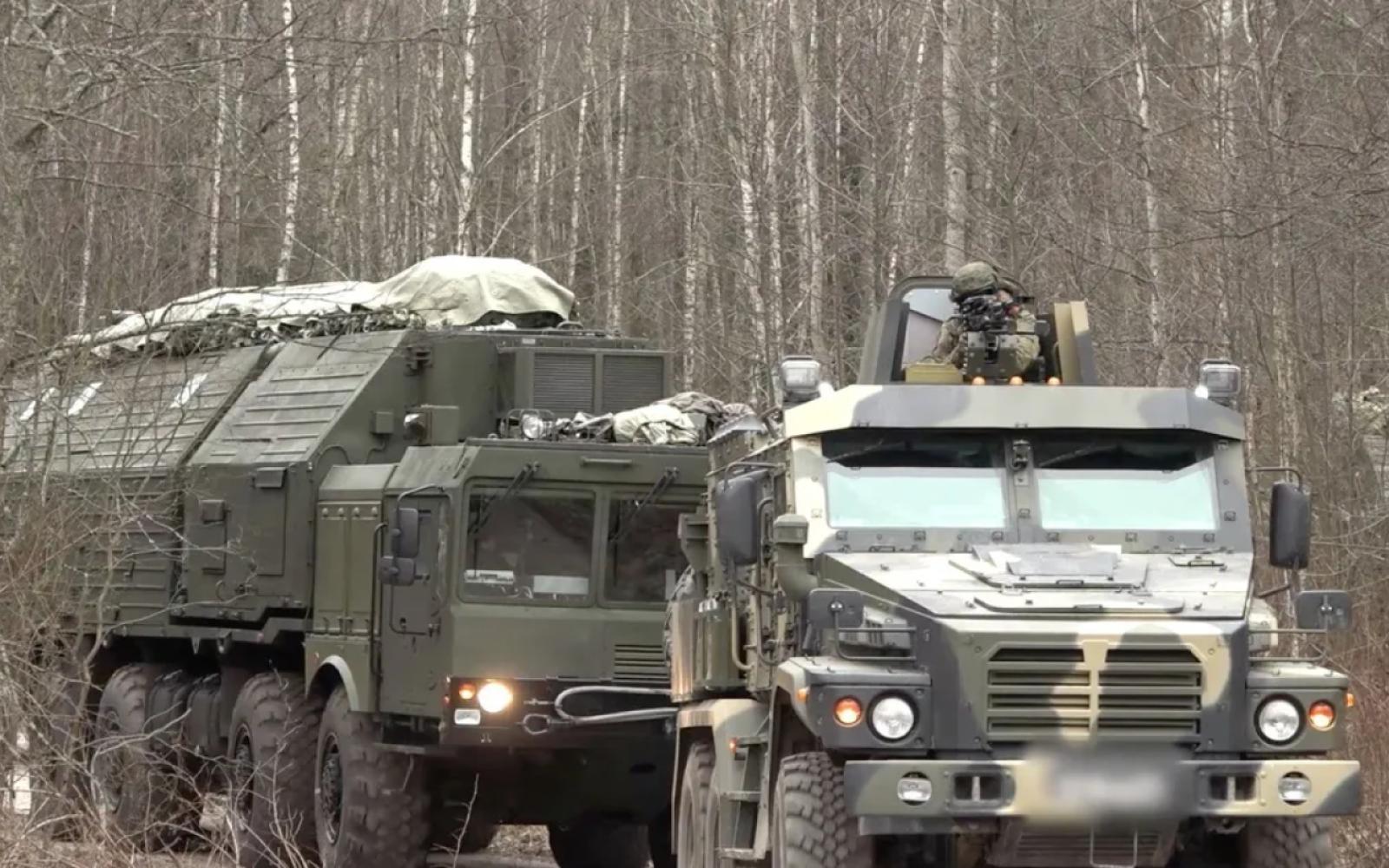 روسيا تطلق صواريخ "أوريشنيك" الفرط صوتية على أوكرانيا رداً على استهداف مقر بوتين