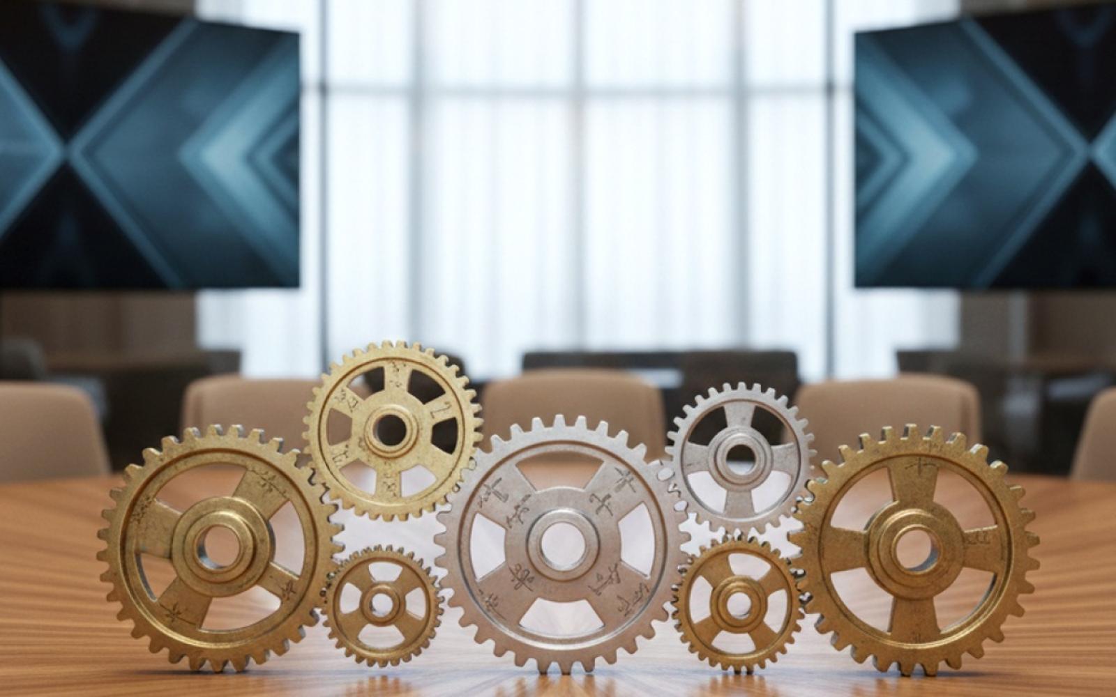 فانس: حلفاء خليجيون يرون "التلقين الإسلامي" في الغرب خطراً، والإمارات تخفض تمويل دراسات بريطانيا