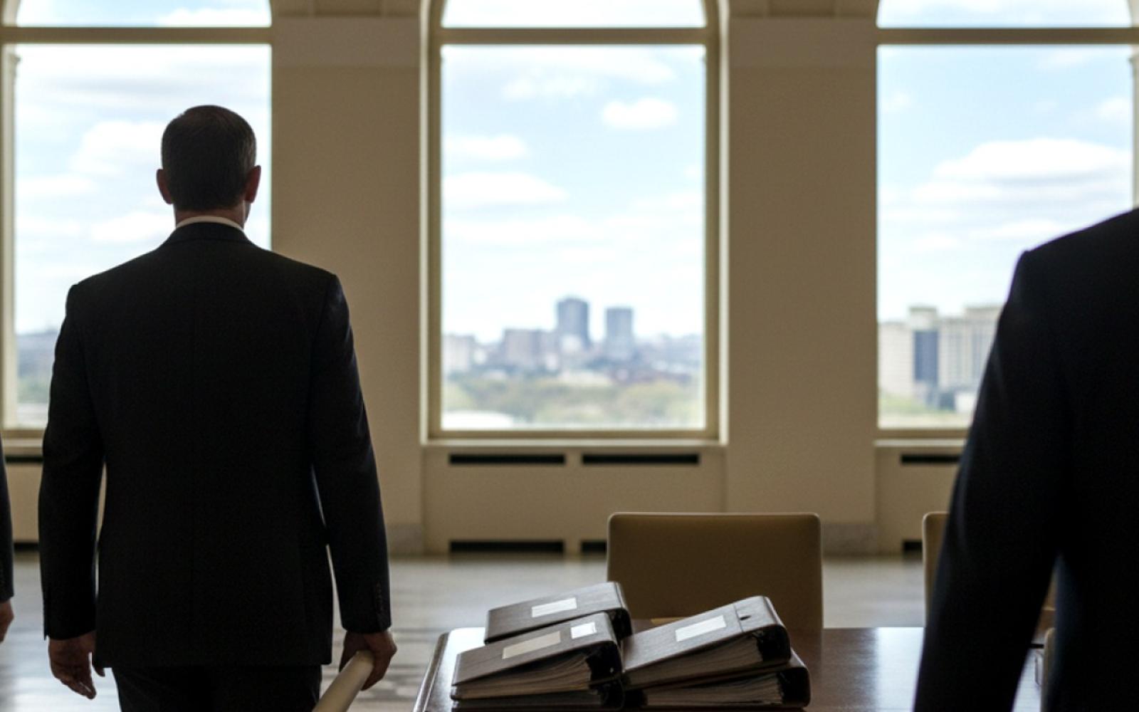 مطالبات سناتورية أميركية حادة لإزالة "إكس" من المتاجر بسبب المحتوى الجنسي المسيء