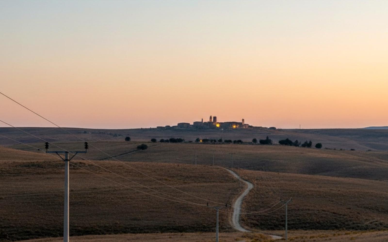 ربط حومش بالكهرباء: سبسطية تحذر من قفزة احتلالية سريعة نحو الضم وسلب الهوية