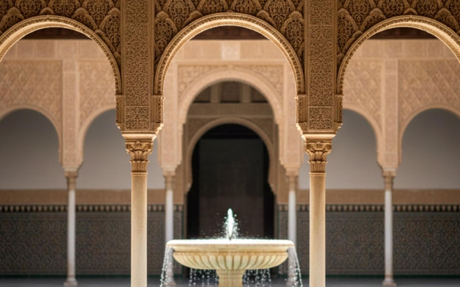 العاهل المغربي محمد السادس يعاني من آلام بالظهر تستدعي علاجاً طبياً وراحة