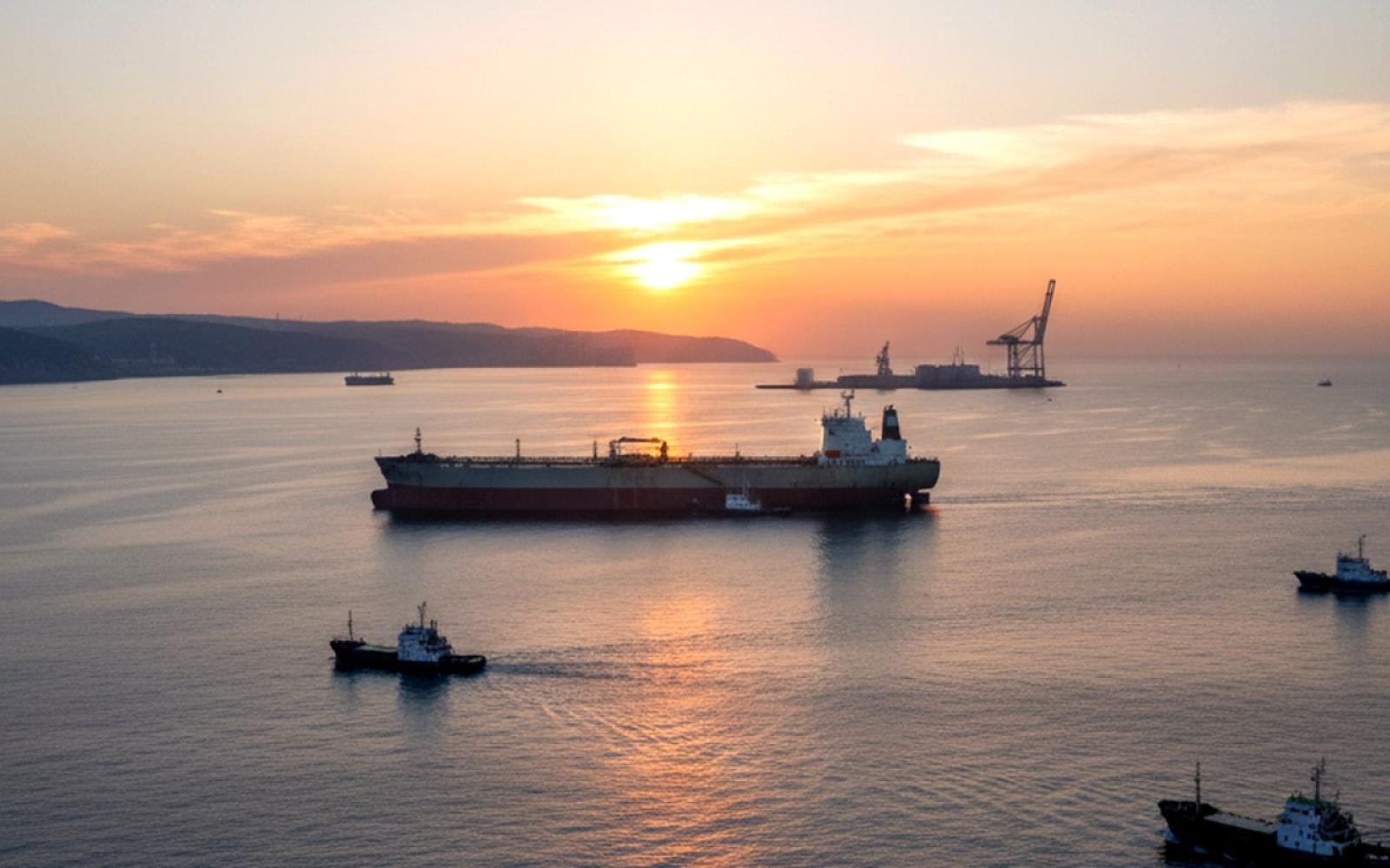 عودة ناقلات نفط فنزويلية لمياهها بعد إبحار "خفي" تحدياً للحصار الأميركي