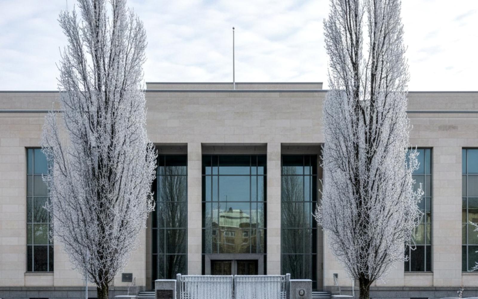 الأرجنتين تجمد نقل سفارتها للقدس المحتلة إثر تصاعد أزمة النفط بجزر فوكلاند