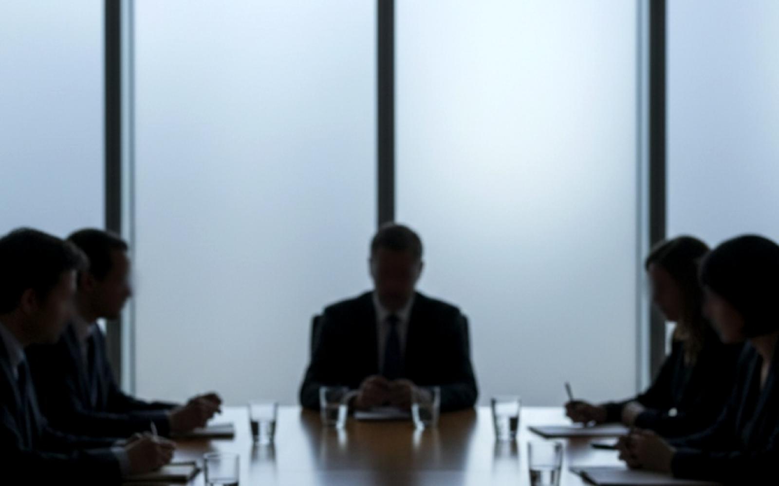 لارا ترامب تُشيد بالإمارات "مركزاً للعالم" وتُحذر من تحديات الإعلام والذكاء الاصطناعي