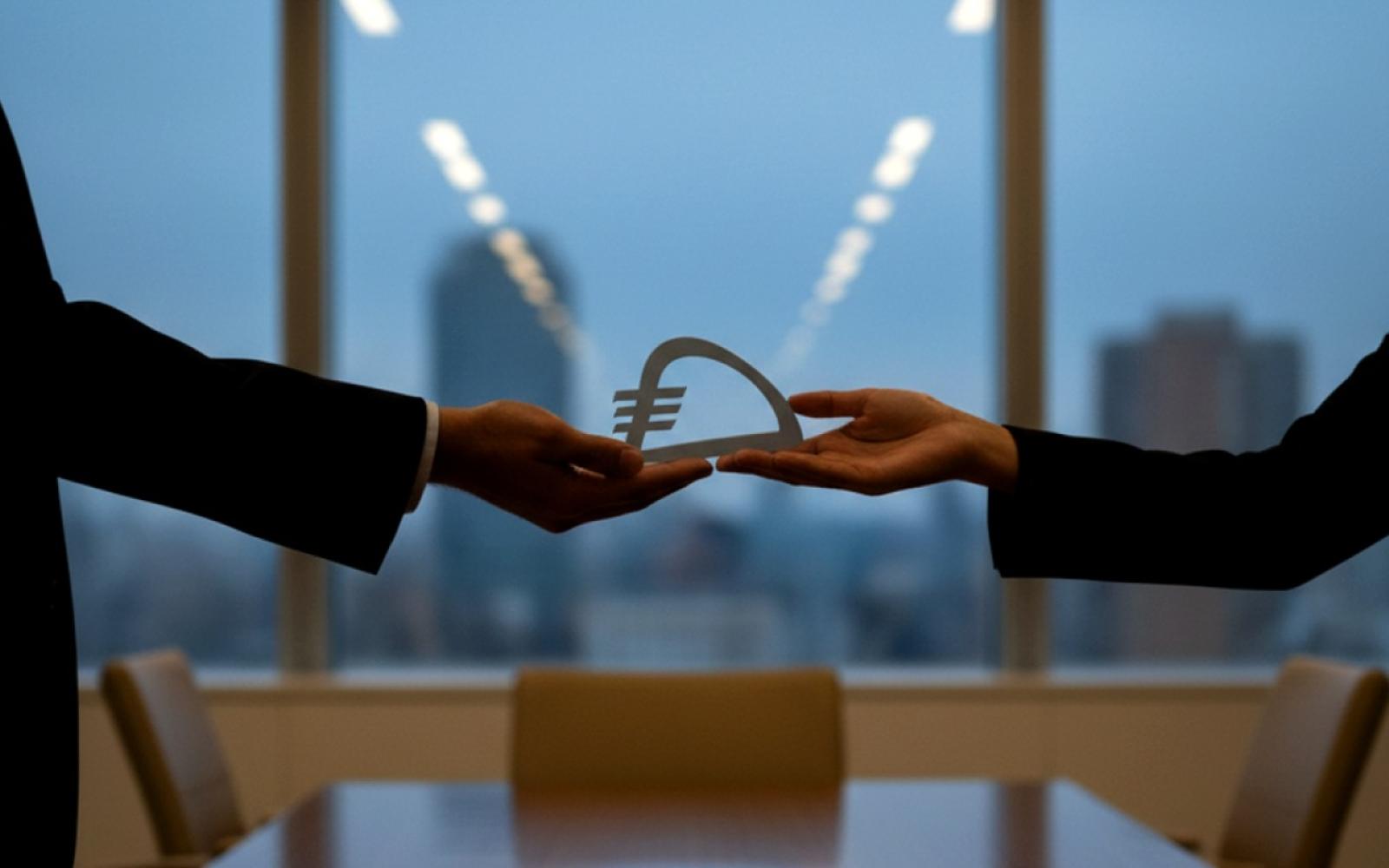 السوداني يتنازل للمالكي: مفاجأة تهز المشهد السياسي العراقي وتثير التساؤلات