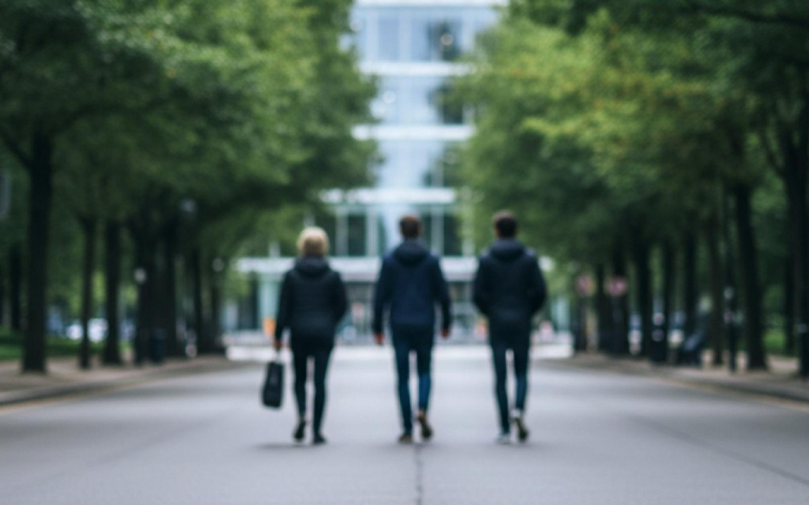 إصابة ثلاثة أشخاص بانفجار طرد بريدي غامض بمجمع سكني فاخر في إسطنبول التركية