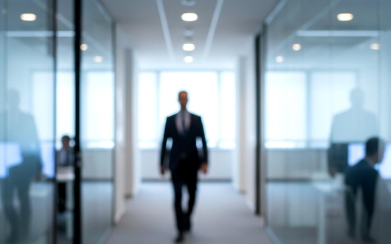 وزير أوكراني سابق يحذر: اتفاقية السلام تتطلب استفتاءً وطنياً لشرعيتها الكاملة وتجنب الانقسام