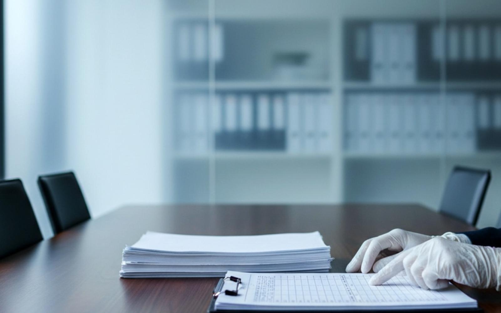 المالية الفلسطينية تعلن صرف 60% من رواتب الموظفين العموميين اليوم بحد أدنى 2000 شيقل