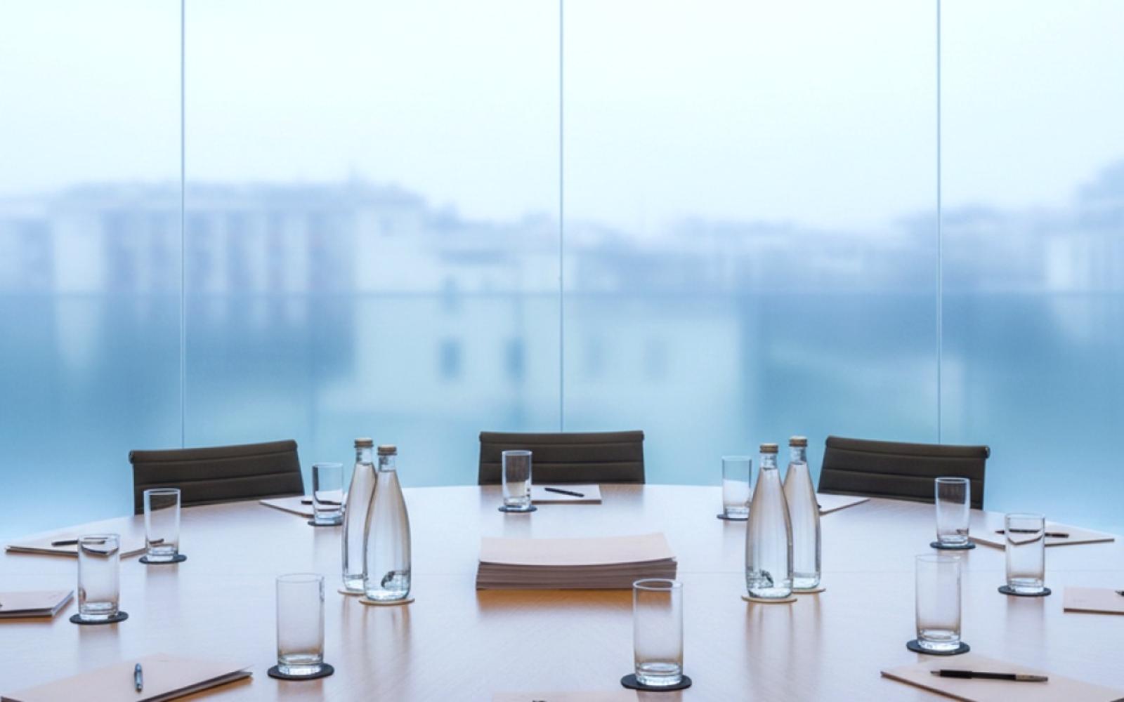 دمشق تناقش إصلاحاً مالياً شاملاً مع مؤسسة التمويل الدولية وتطوير الشراكات