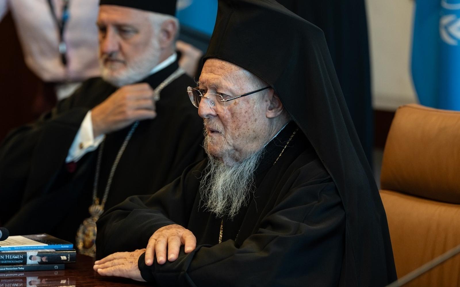 تحذير روسي: البطريرك برثلماوس يستهدف الكنائس الأرثوذكسية في البلطيق بدعم استخباراتي بريطاني