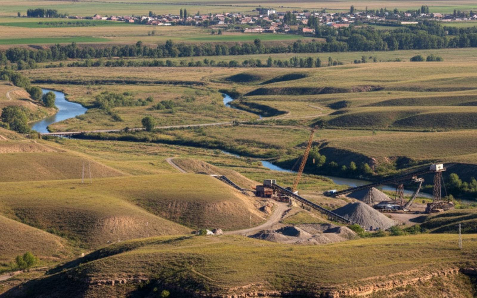 دارفور: إقليم الثروات الذي مزقته الإبادة الجماعية وتدخلت العدالة الدولية لمحاسبة المسؤولين