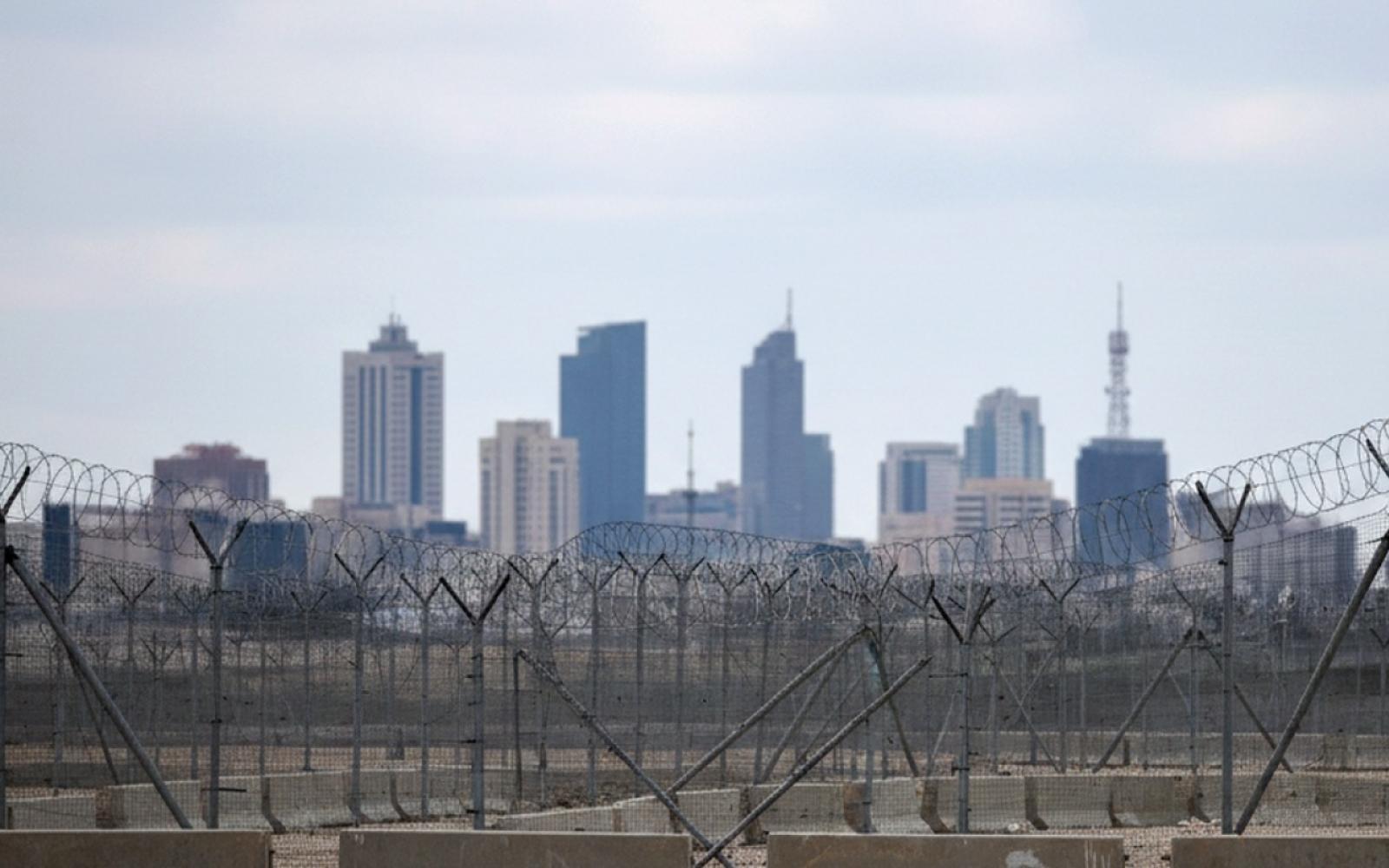 الاحتلال يقطع شرايين الحياة عن أونروا بالقدس المحتلة: إخطارات بقطع الكهرباء والمياه