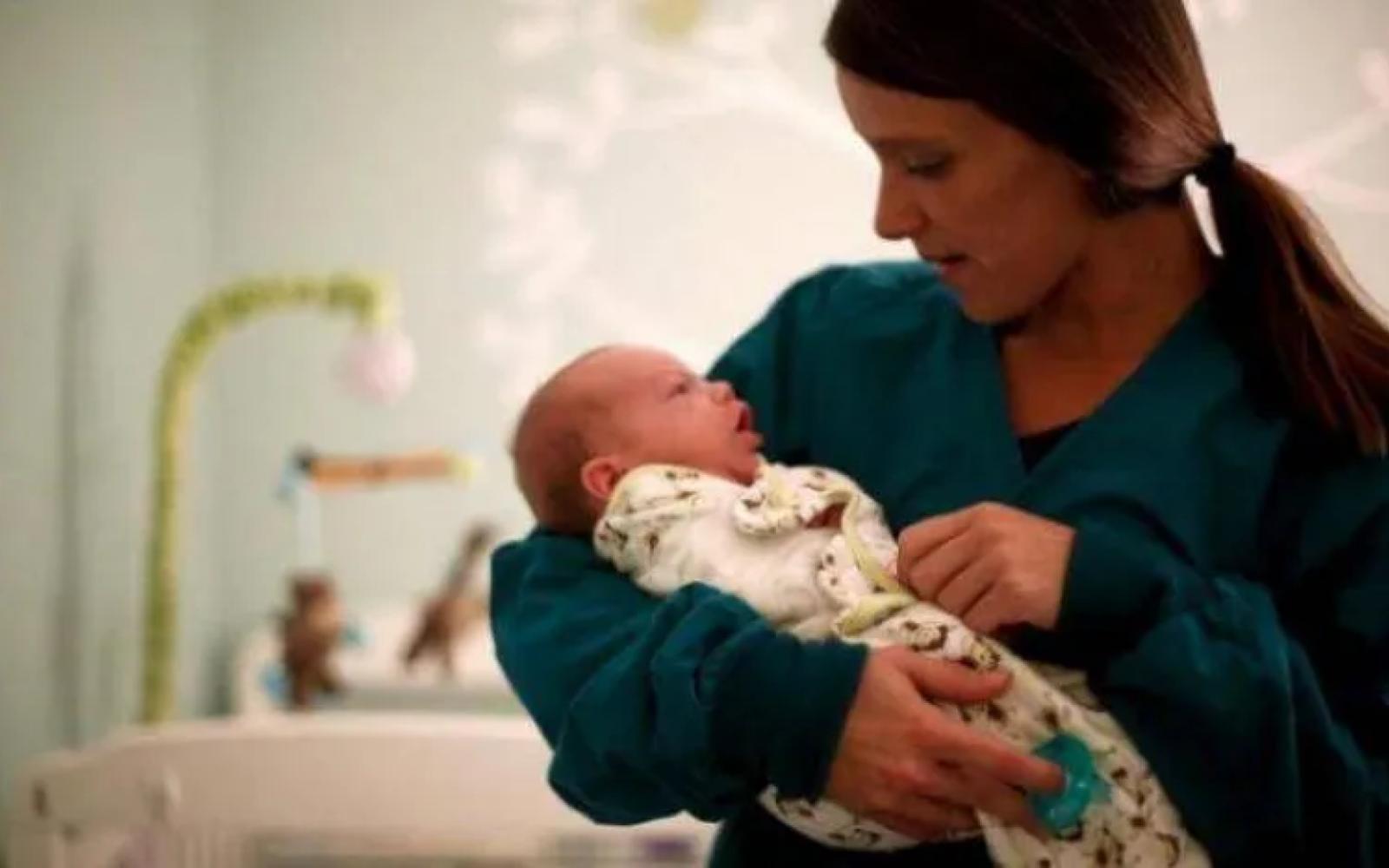 اكتشاف علمي جديد: الرضاعة الطبيعية تقلل خطر اكتئاب الأمهات بشكل فعال