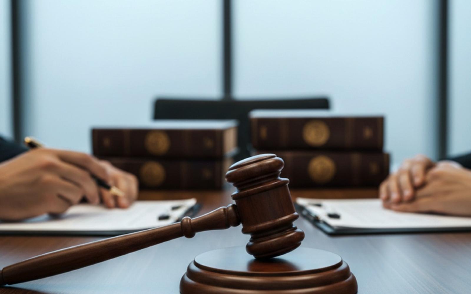 النائب العام اليمني يمنح أسبوعاً لإغلاق السجون غير القانونية ومحاكمة المتورطين بالجنوب