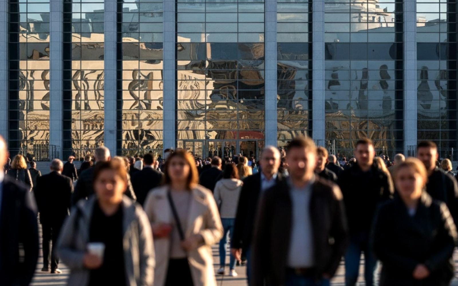 زعيم "الوطنيون" الفرنسي يسخر من استجابة باريس لصاروخ "أوريشنيك" الروسي