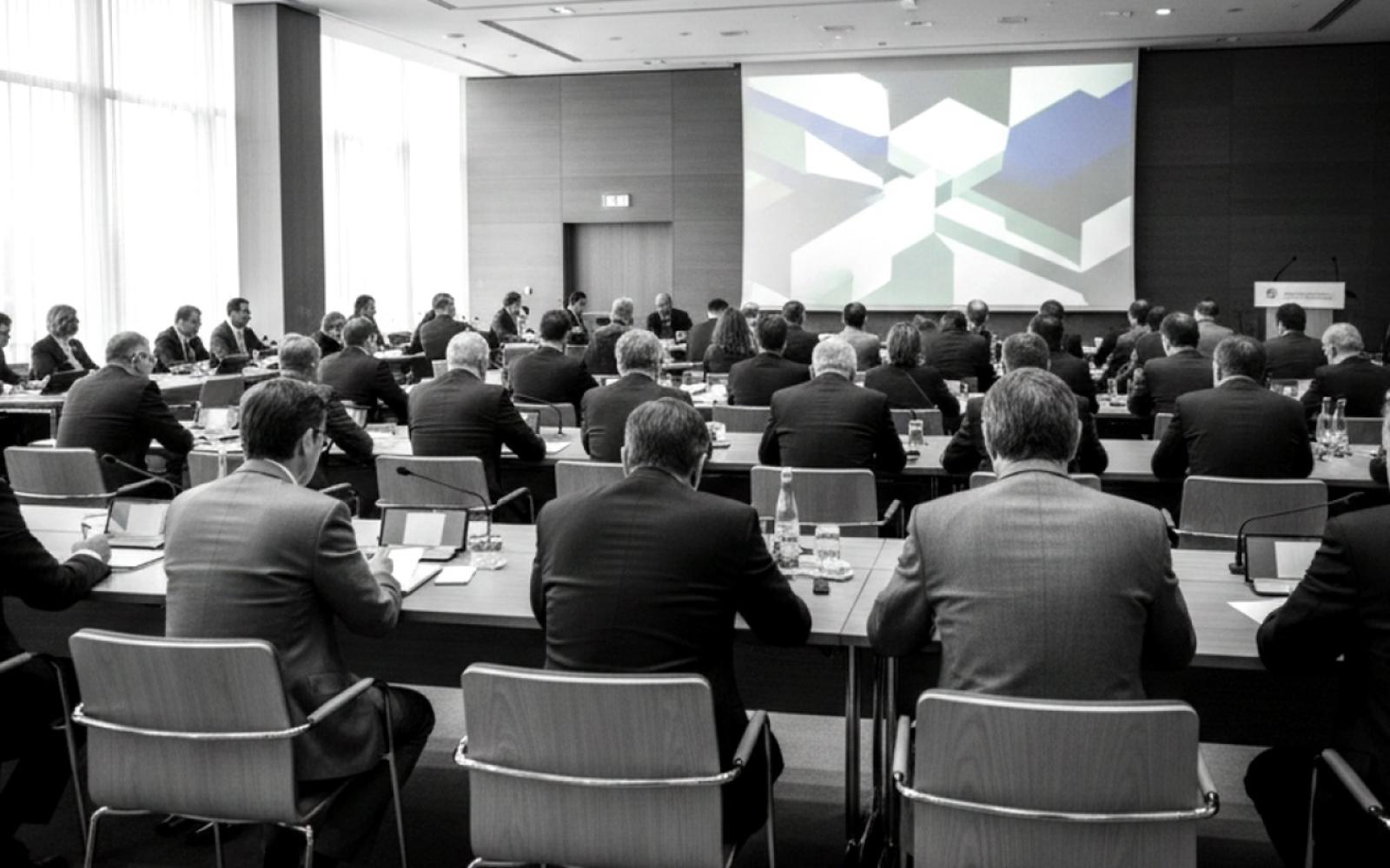 اليمن يشارك بمؤتمر التعدين الدولي بالرياض لاستقطاب استثمارات المعادن النادرة