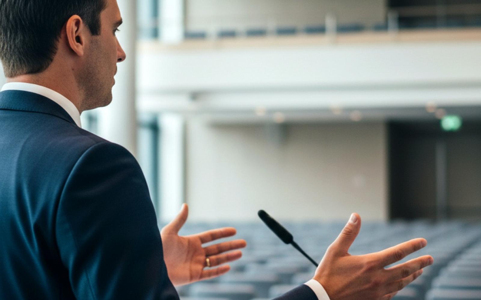 الاحتلال يقنن 5 بؤر استيطانية بالضفة ويصرح بقتل فكرة الدولة الفلسطينية