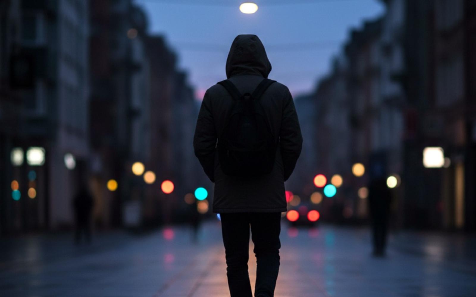 الخوف يقتحم قصر قرطاج: بن علي يواجه مصير حكمه الديكتاتوري بتونس