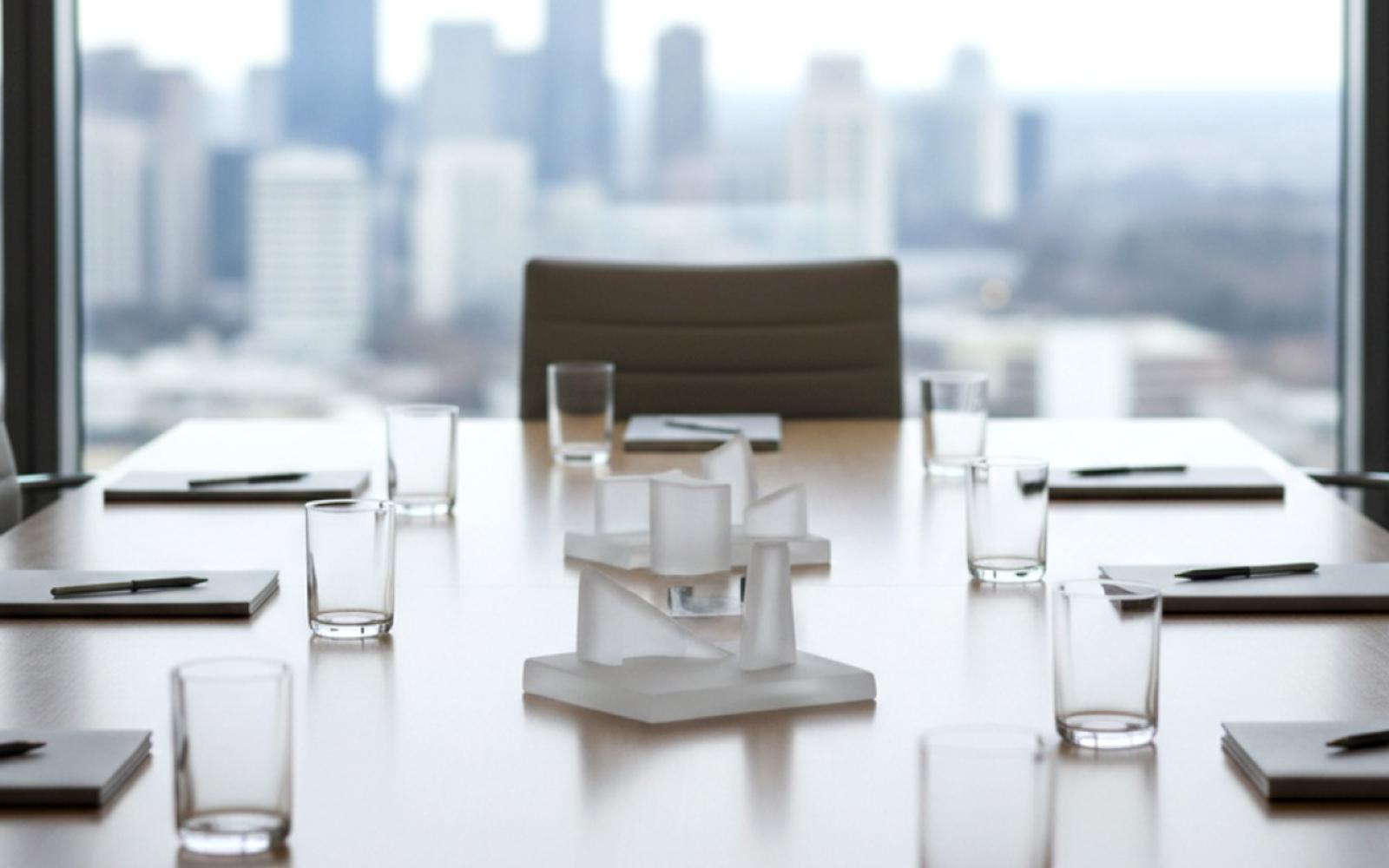 واشنطن تدرس خيارات واسعة ضد إيران وتحرّك قطعًا عسكرية وسط ترقب إسرائيلي للرد