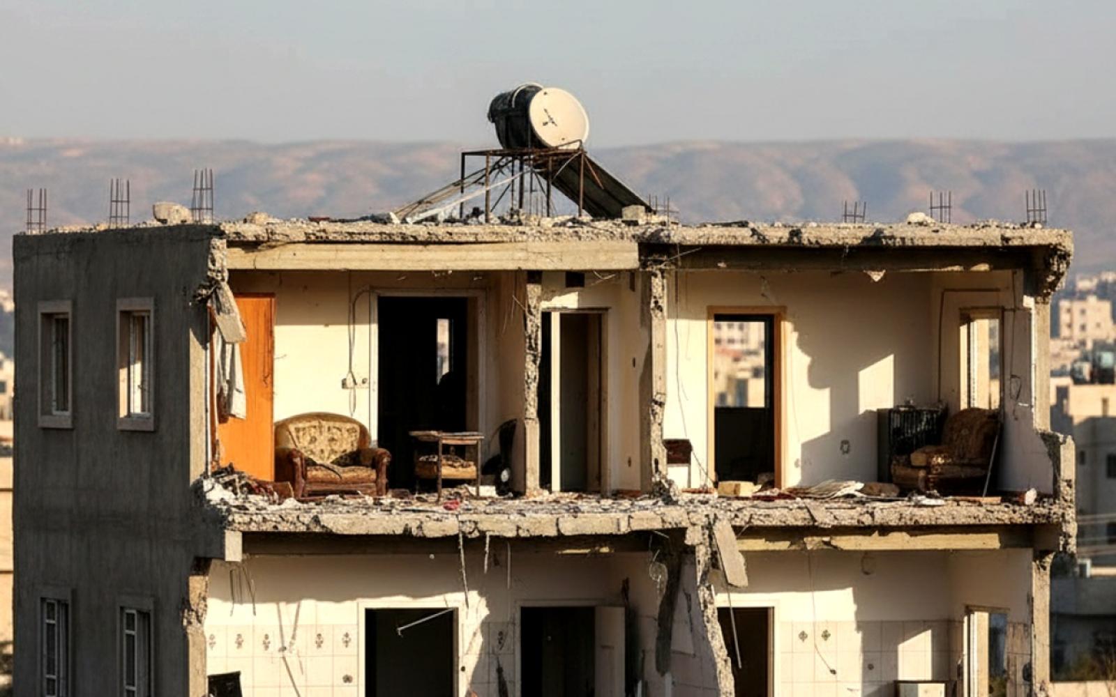 حماس: قصف الاحتلال لمنزل بدير البلح خرق فاضح لاتفاق وقف إطلاق النار واستخفاف بالوسطاء